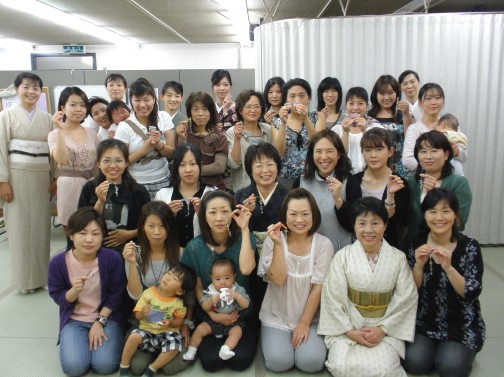 お楽しみ会 「ビーズアクセサリー作り」