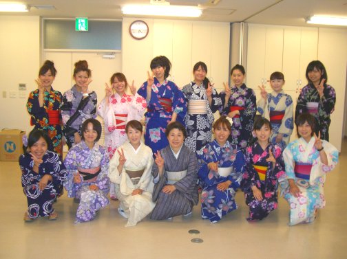 浴衣の着せ付け-旭川荘