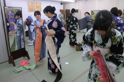 ゆかた着付教室